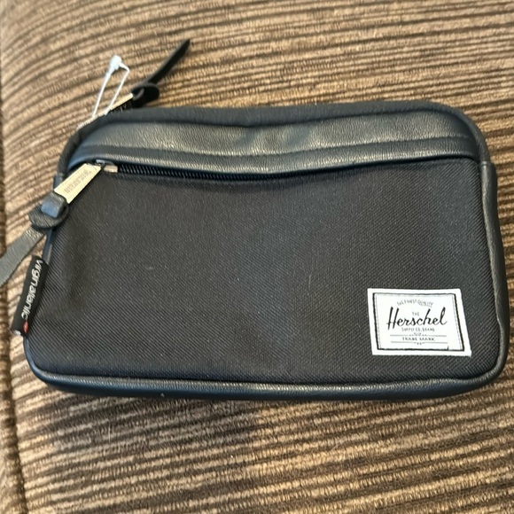 Herschel Supply Company Handbags - Herschel cosmetic/toiletry case